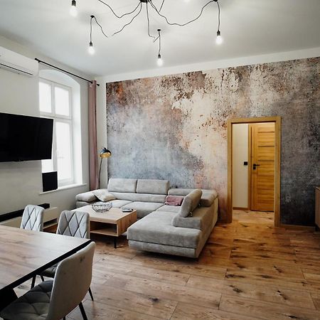 Apartament Novy Drezdenko Dış mekan fotoğraf