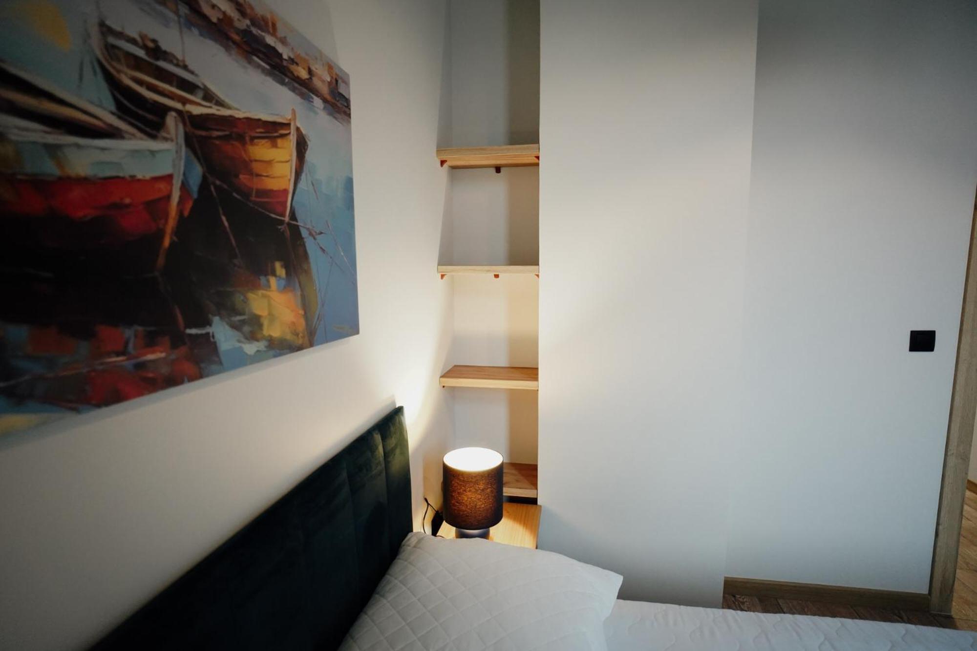 Apartament Novy Drezdenko Dış mekan fotoğraf